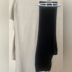 Liz Claiborne Black and Cream Ensemble